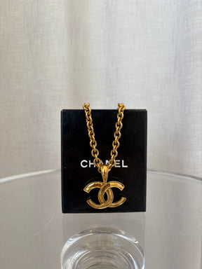 Chanel Vintage CC Pendant Necklace Gold Tone