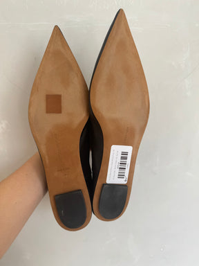 Victoria Beckham Black Leather Pointed Flats, 39