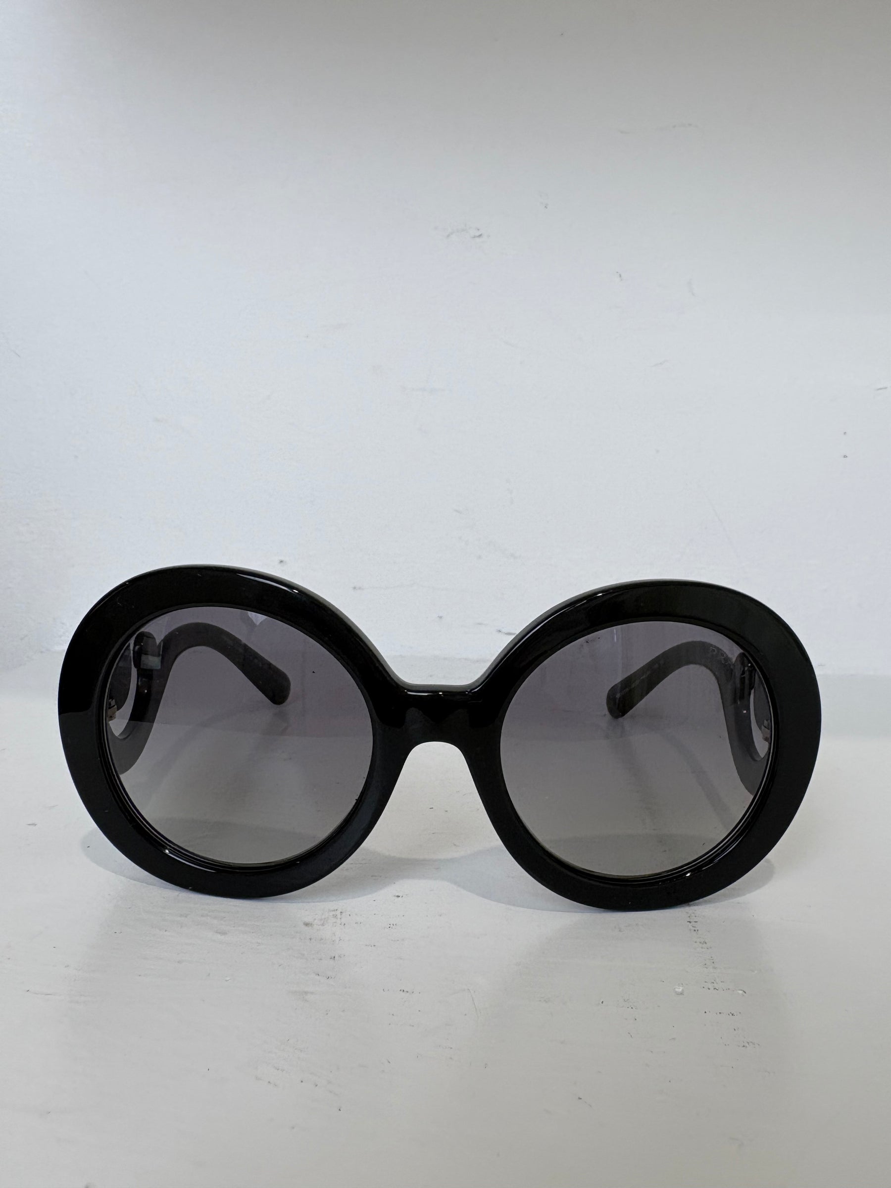Prada Round Frame Sunglasses Black