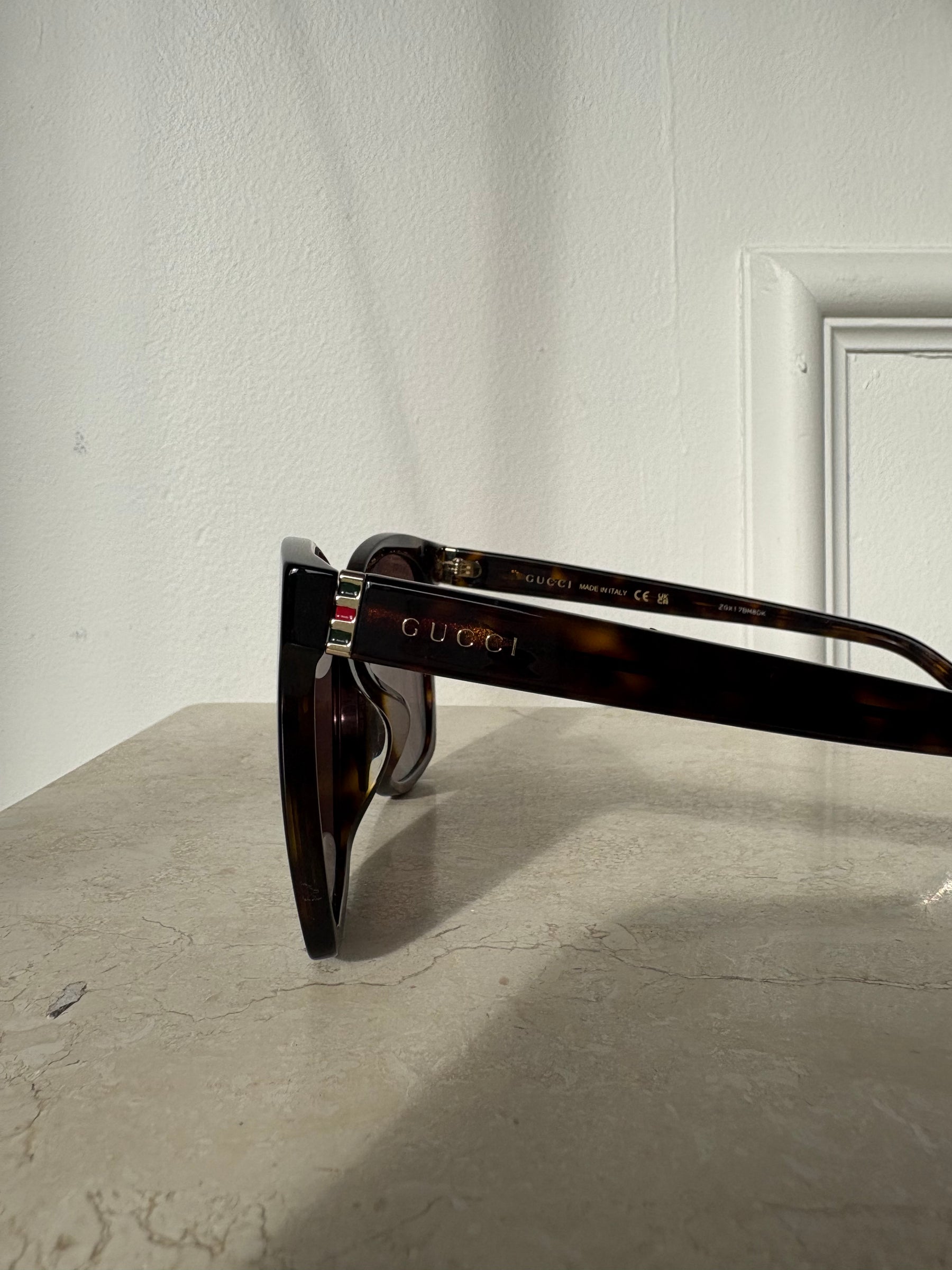 Gucci Tortoishelle Oversized Sunglasses
