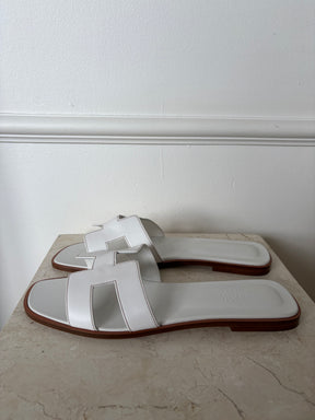 Hermès White Oran Sandals, 41