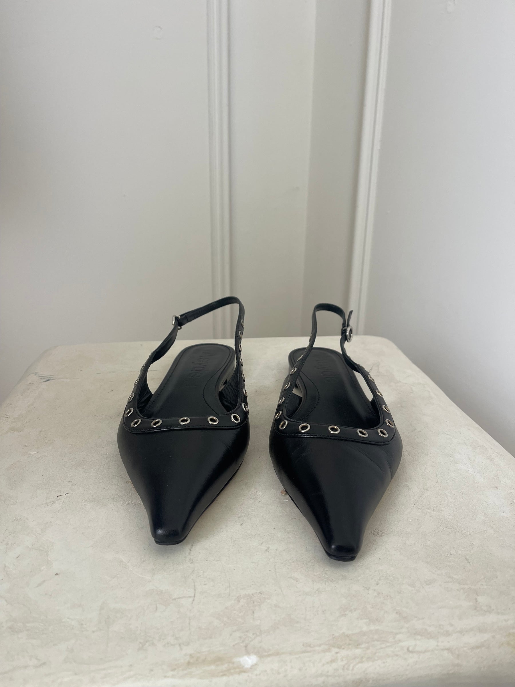 Aeyde Black Leather Pointed Slingback Flats, 38