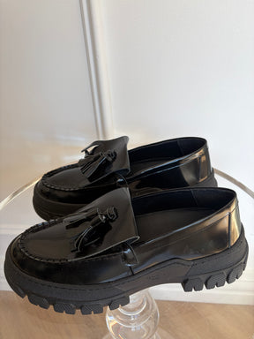 Weekend Max Mara Black Leather Chunky Tassel Loafers, 39