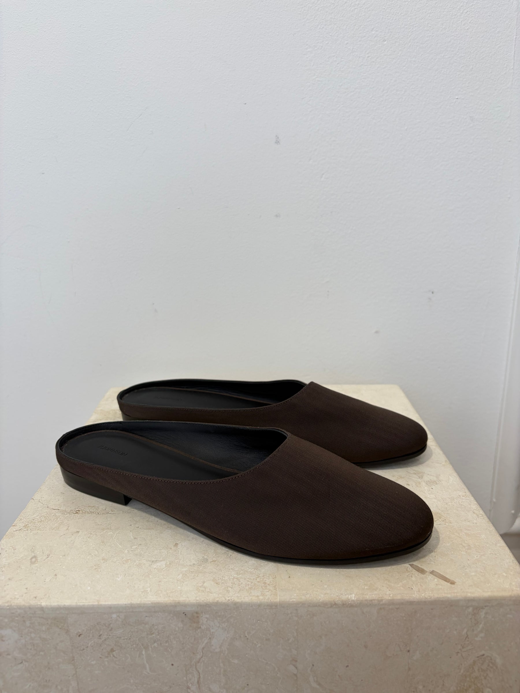 P Johnson Brown Grosgrain Slippers, 39