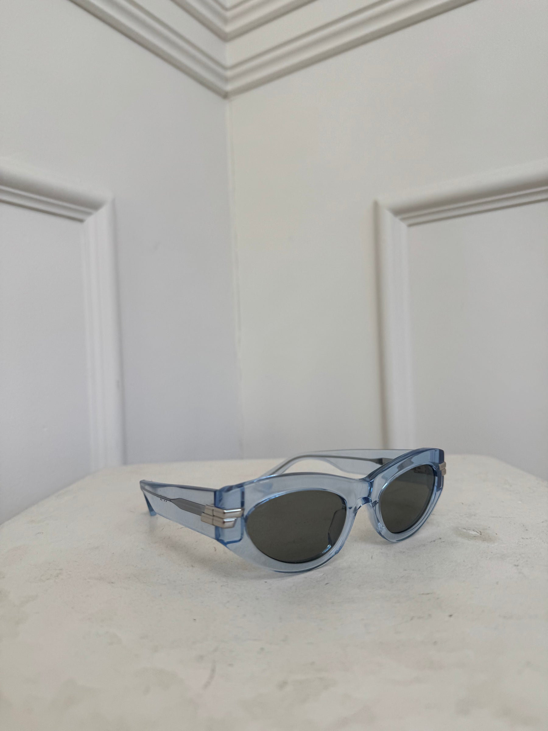 Bottega Veneta Blue Acetate Oval Sunglasses