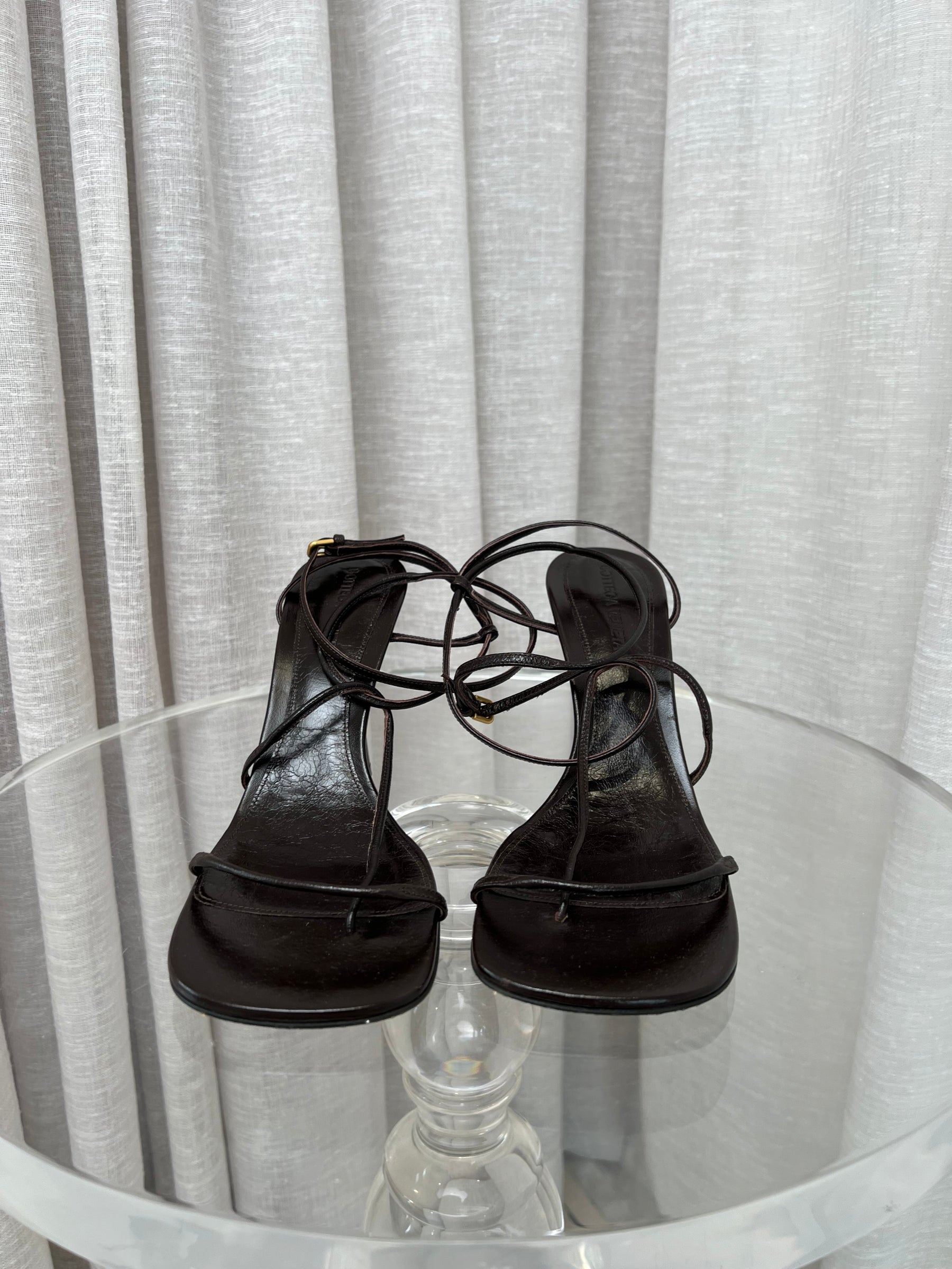 Bottega Veneta Chocolate Brown Leather Wrap Around Ankle Sandals, 39.5