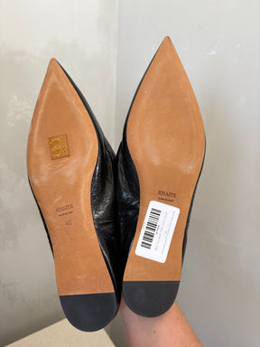 Khaite Black Shiny Crinkled Leather Pointed Flat, 40
