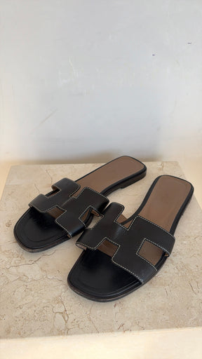 Hermes Oran Black Sandals, 39