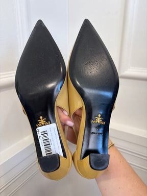 Prada Almond Patent Pointed Kitten Heel, 39