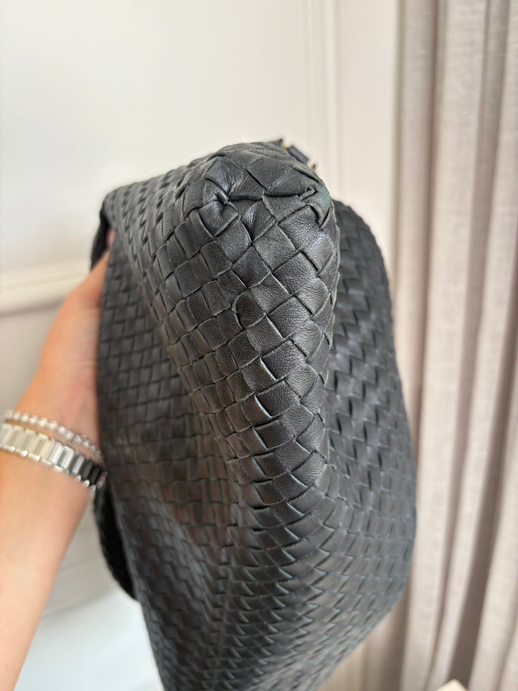 Bottega Veneta Intrecciato Large Zipped Tote