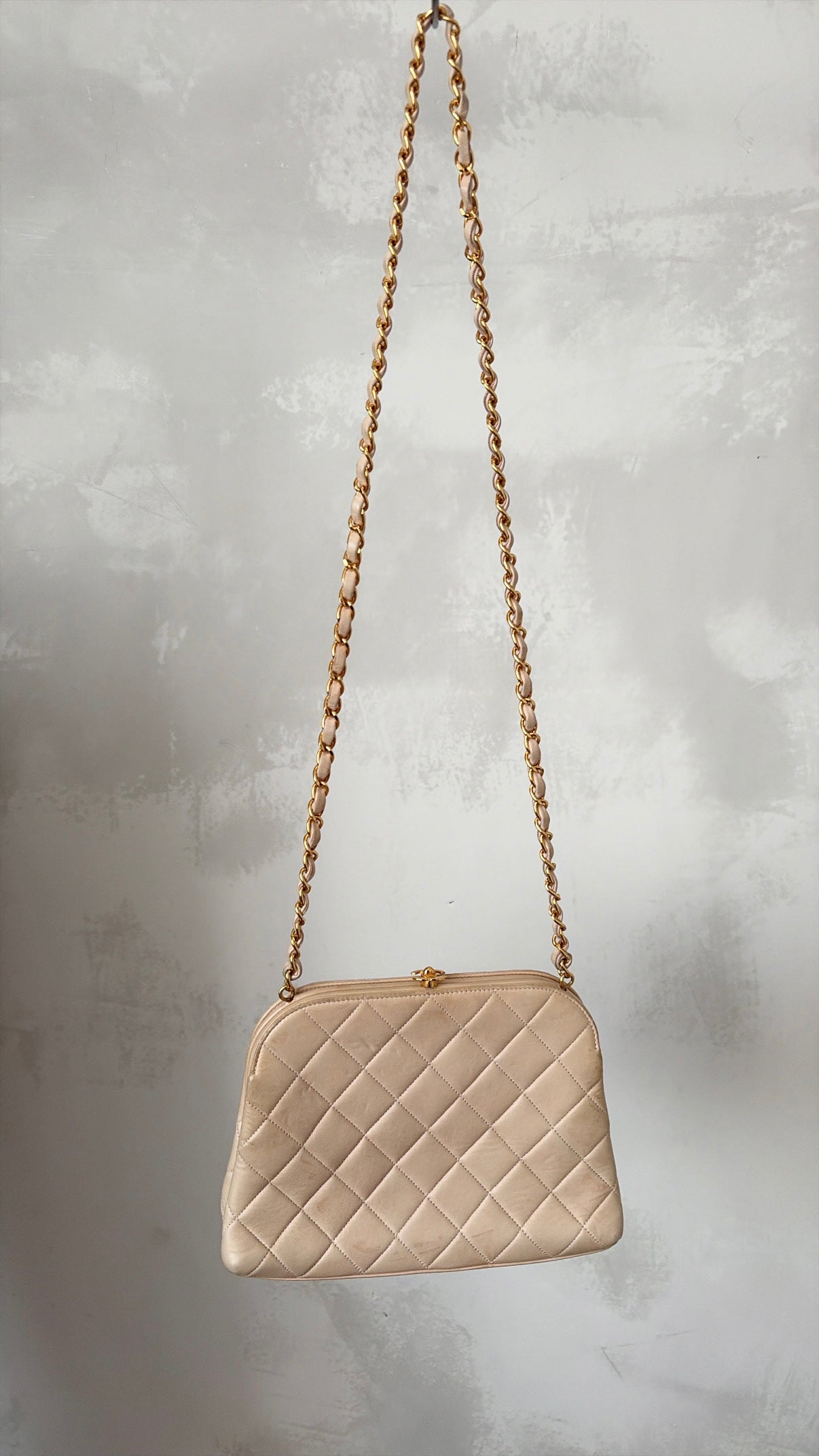 Chanel Beige Lambskin Leather Kisslock Dome Shoulder Bag