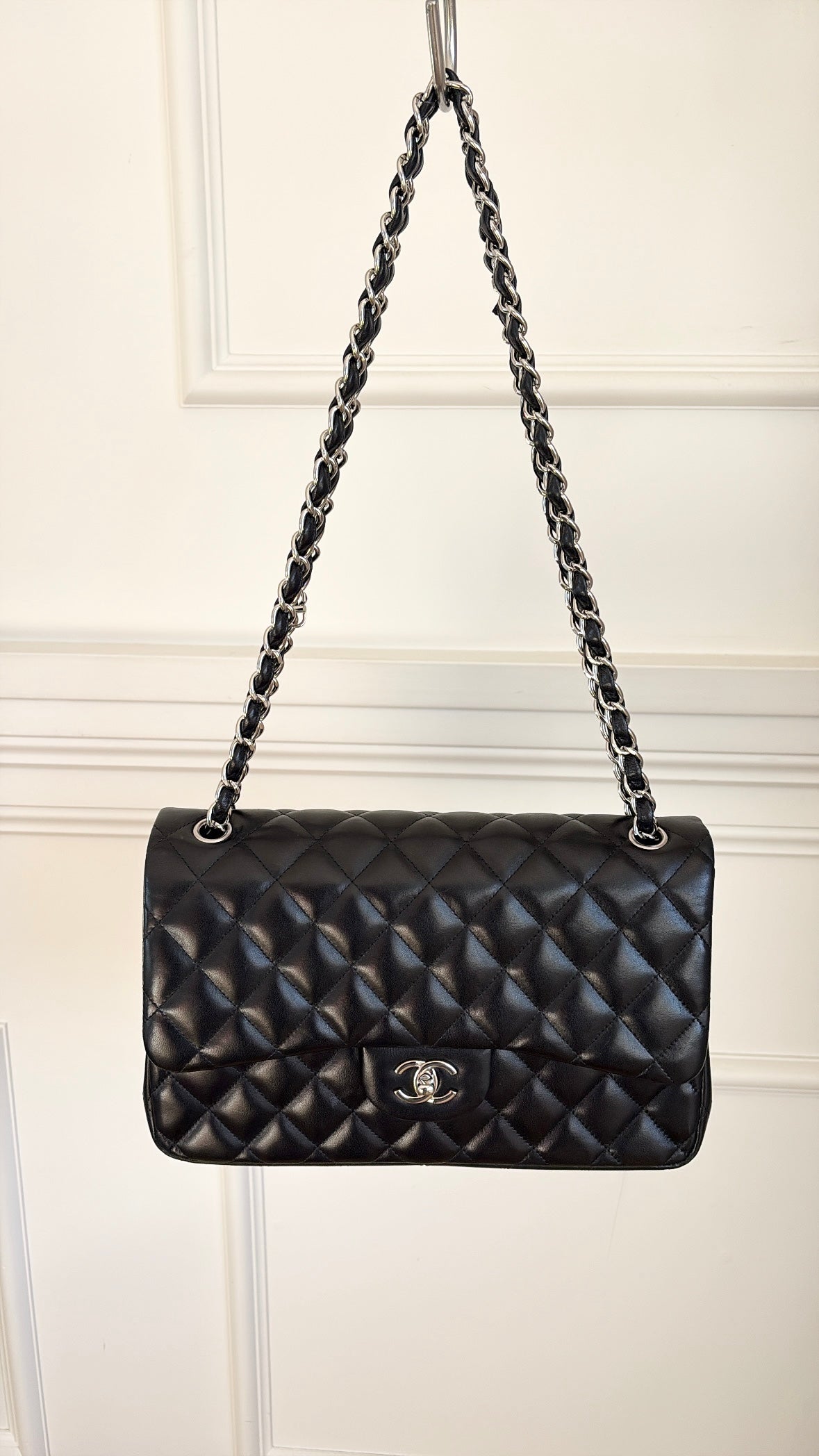 Chanel Black Lambskin Leather Classic Jumbo Flap
