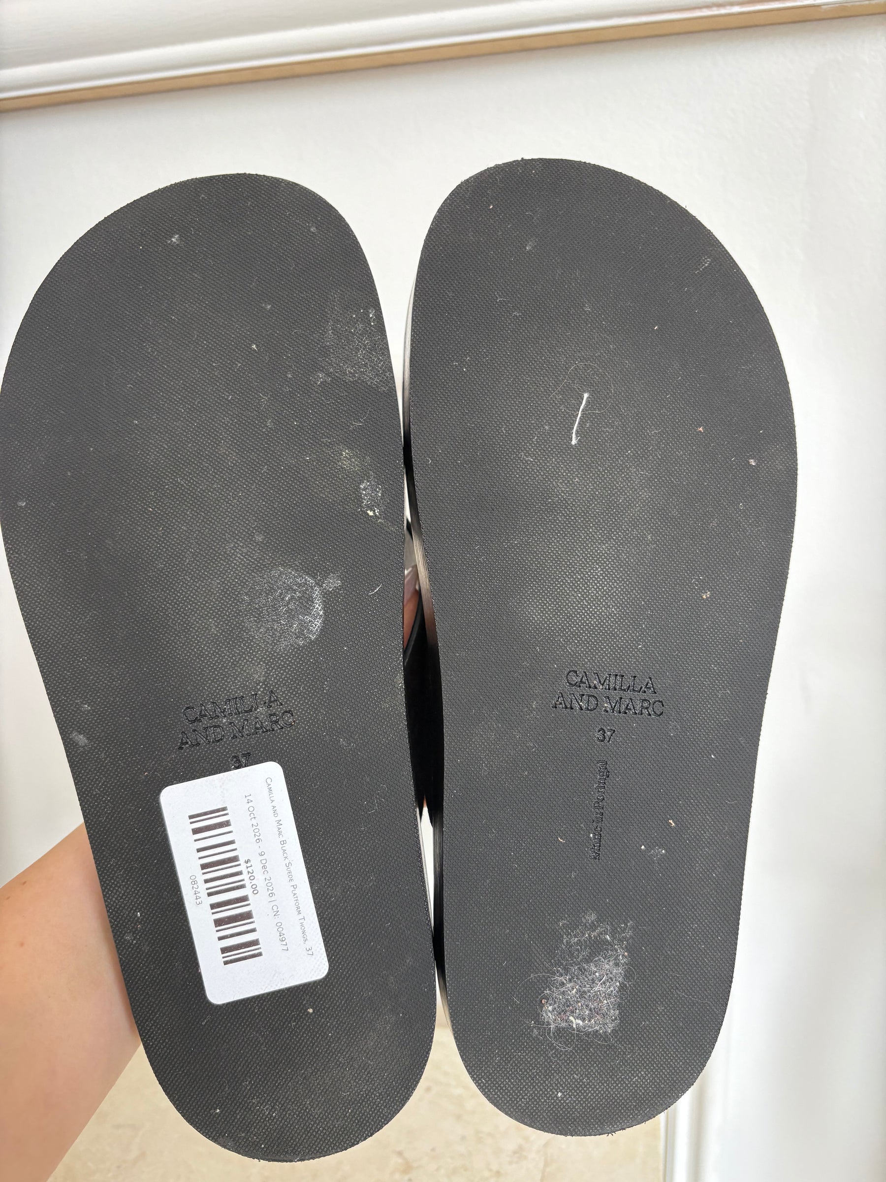 Camilla and Marc Black Suede Platform Thongs, 37