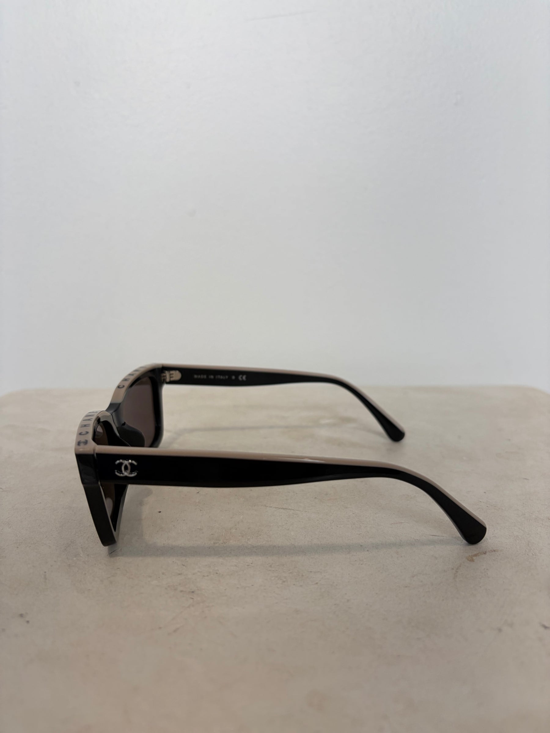 Chanel Black and Beige Logo Top Wayfarer Sunglasses