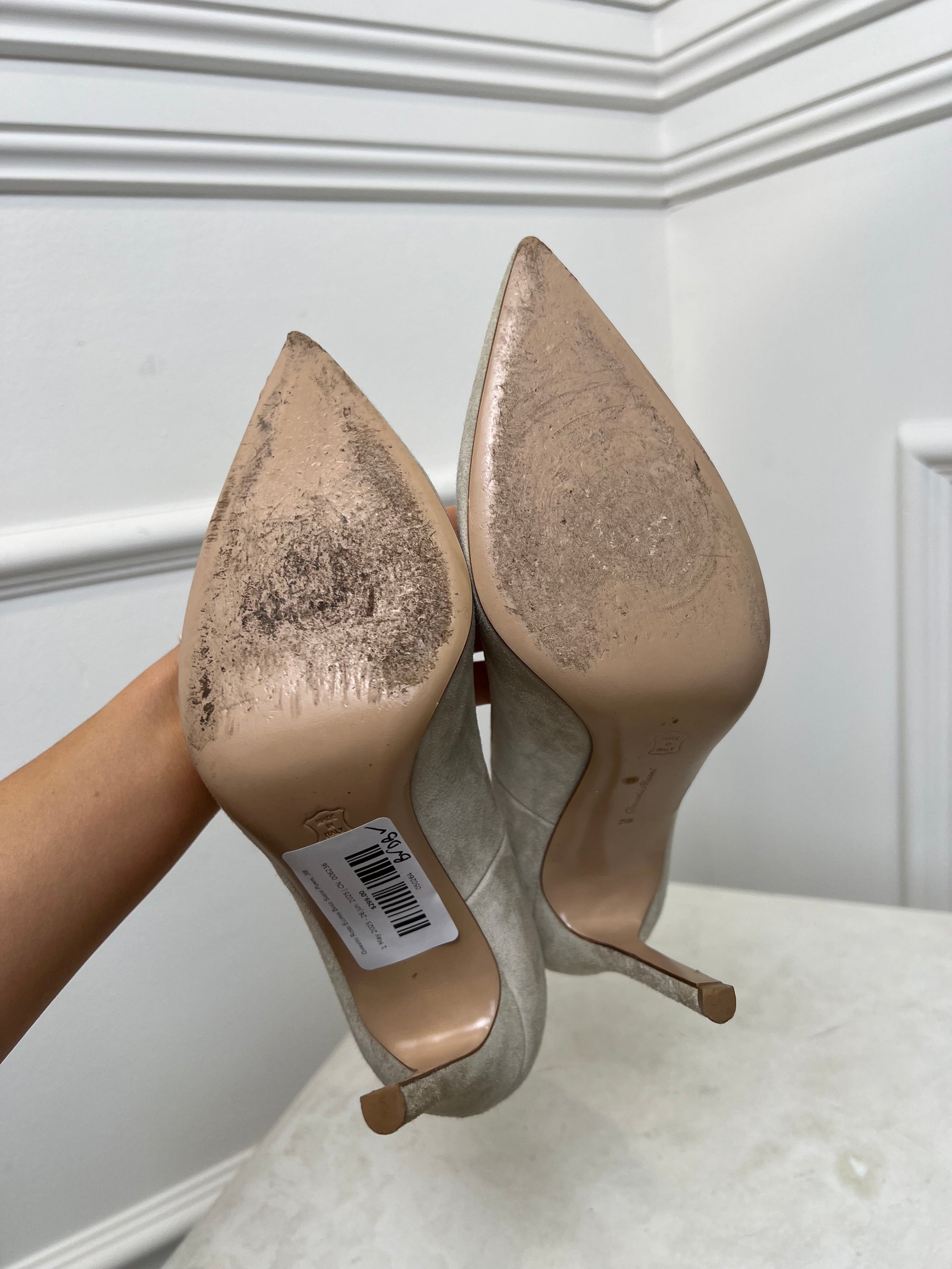 Gianvito Rossi Ellipsis Beige Suede Pumps, 38
