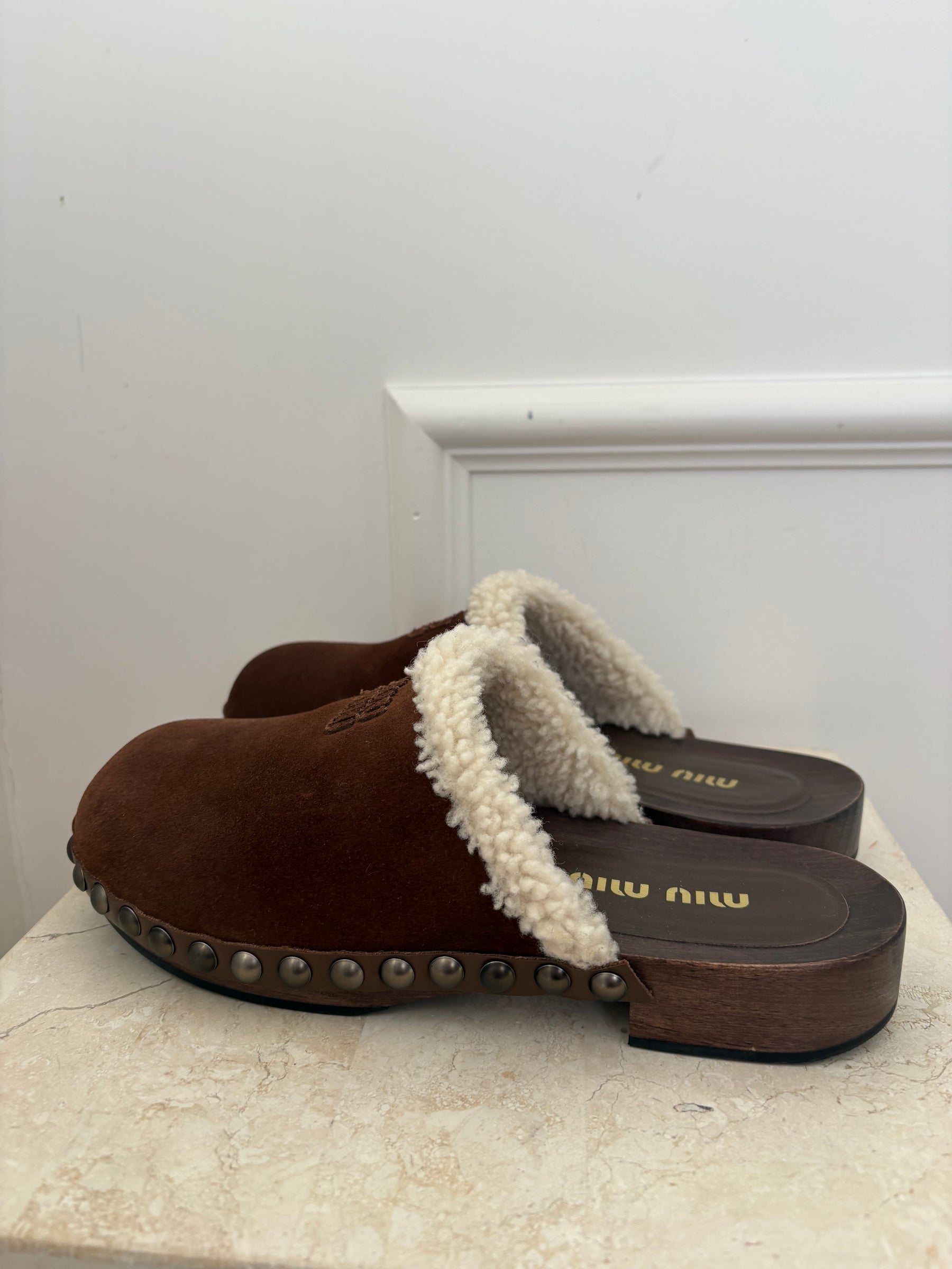 Miu Miu Suede Clogs With Shearling Trim In Cocoa, 37