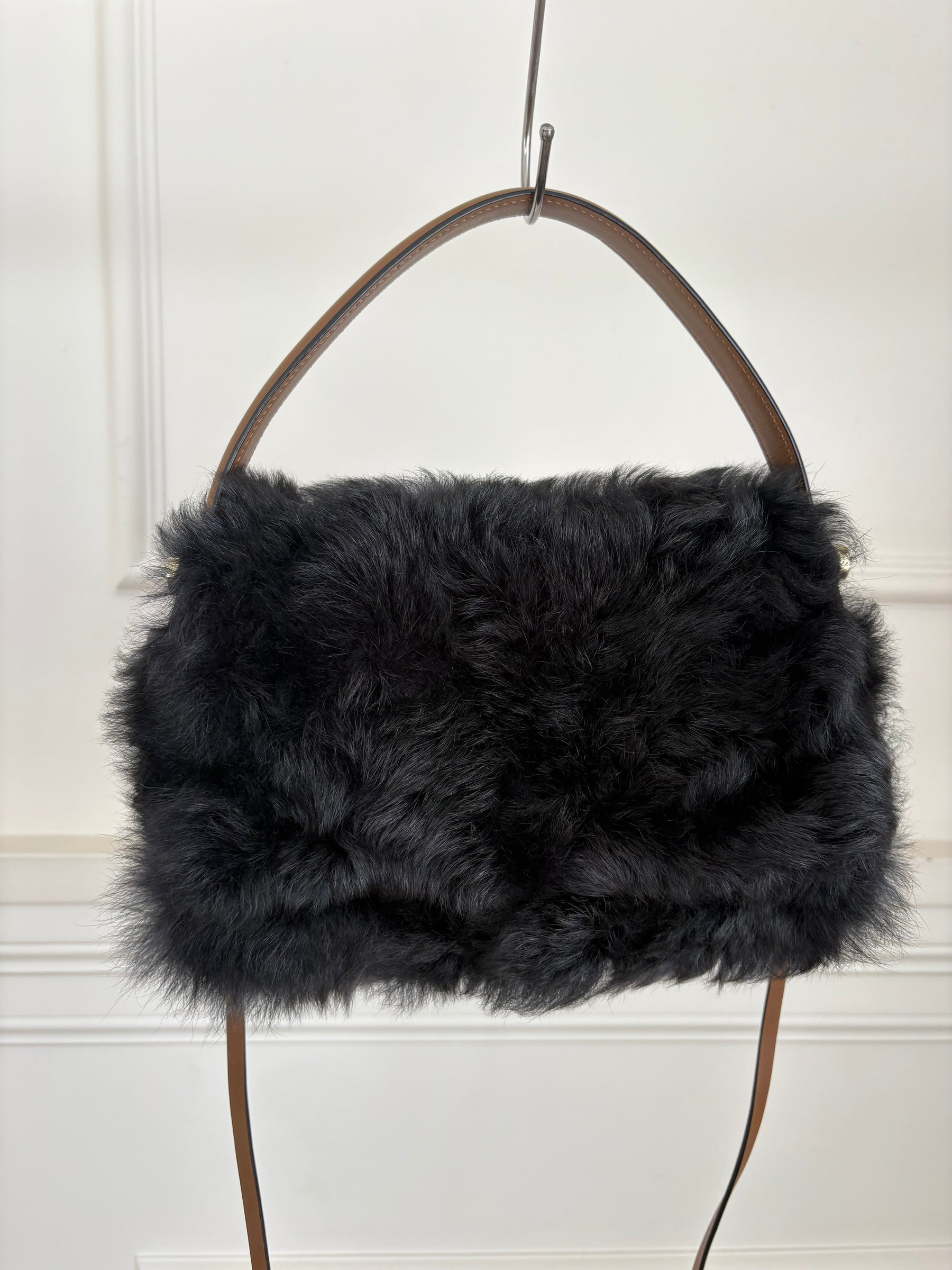Scanlan Theodore Shearling Flap Bag With Shoulder Strap
