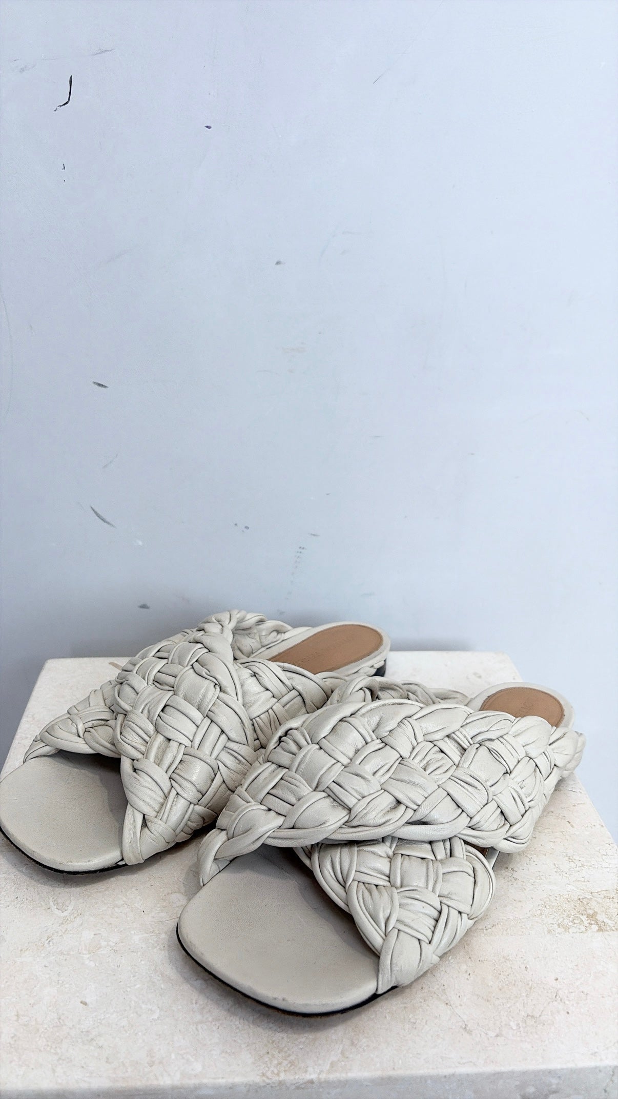 Bottega Veneta Ecru Woven Leather Slides, 40