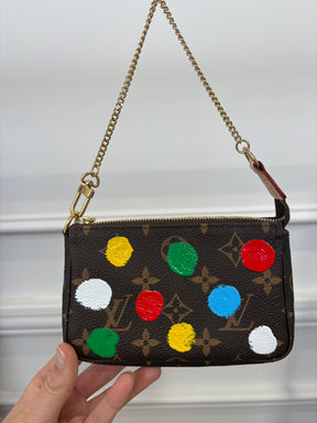 Louis Vuitton x Yayoi Kusama Spotted Mini Pochette