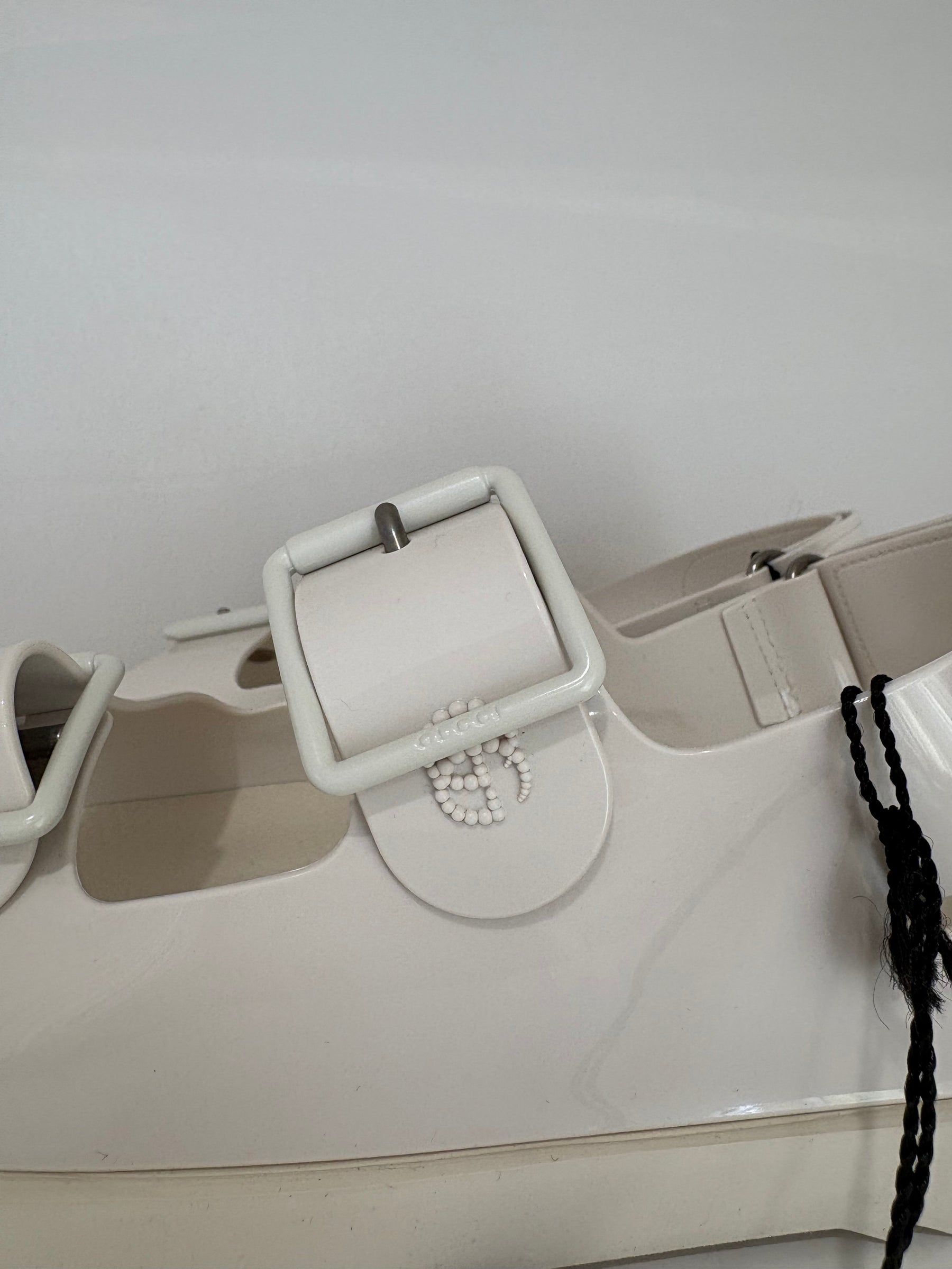 Gucci White Rubber Dad Sandals, 39