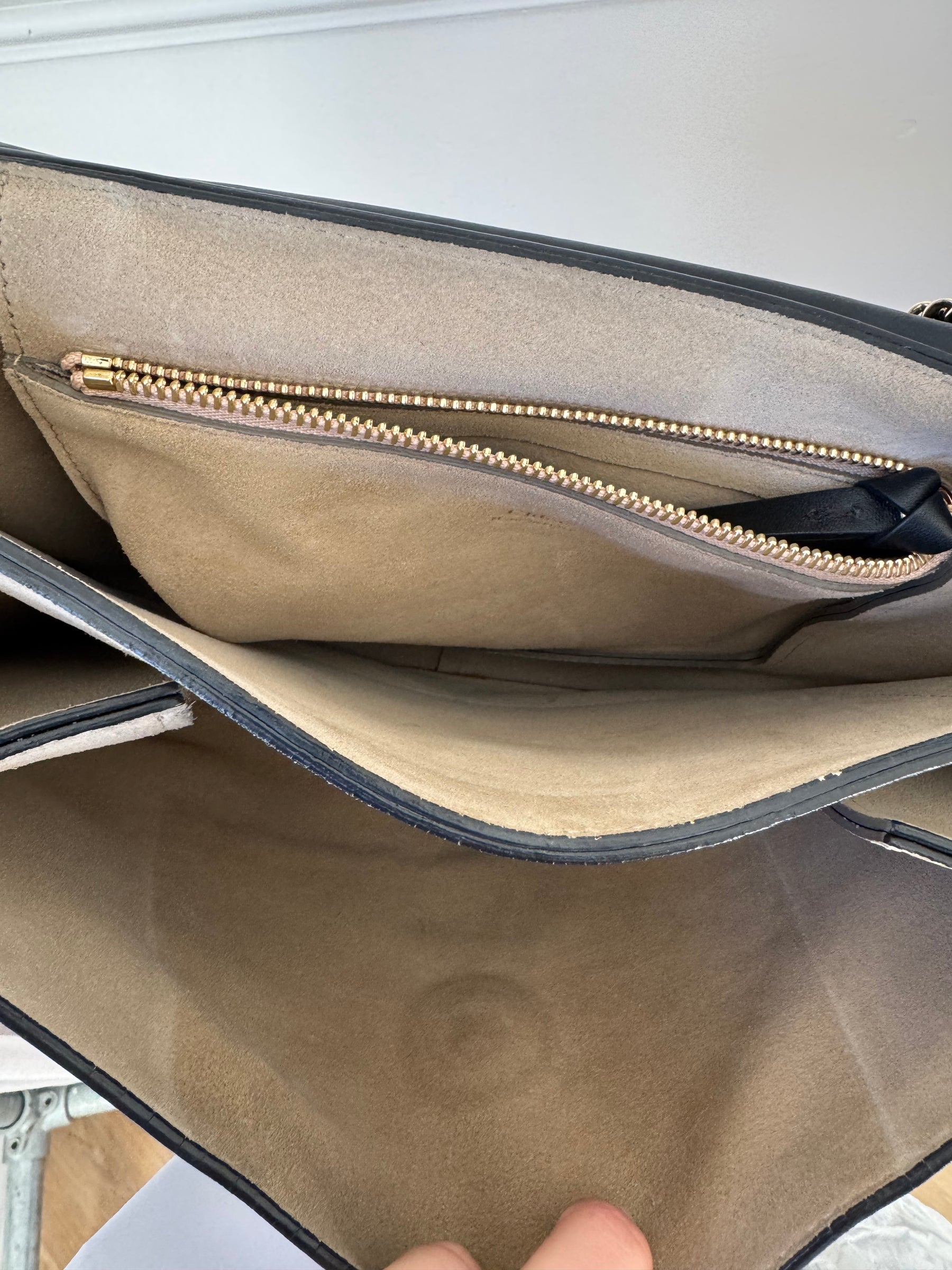 Chloe Faye Bag In Black Suede