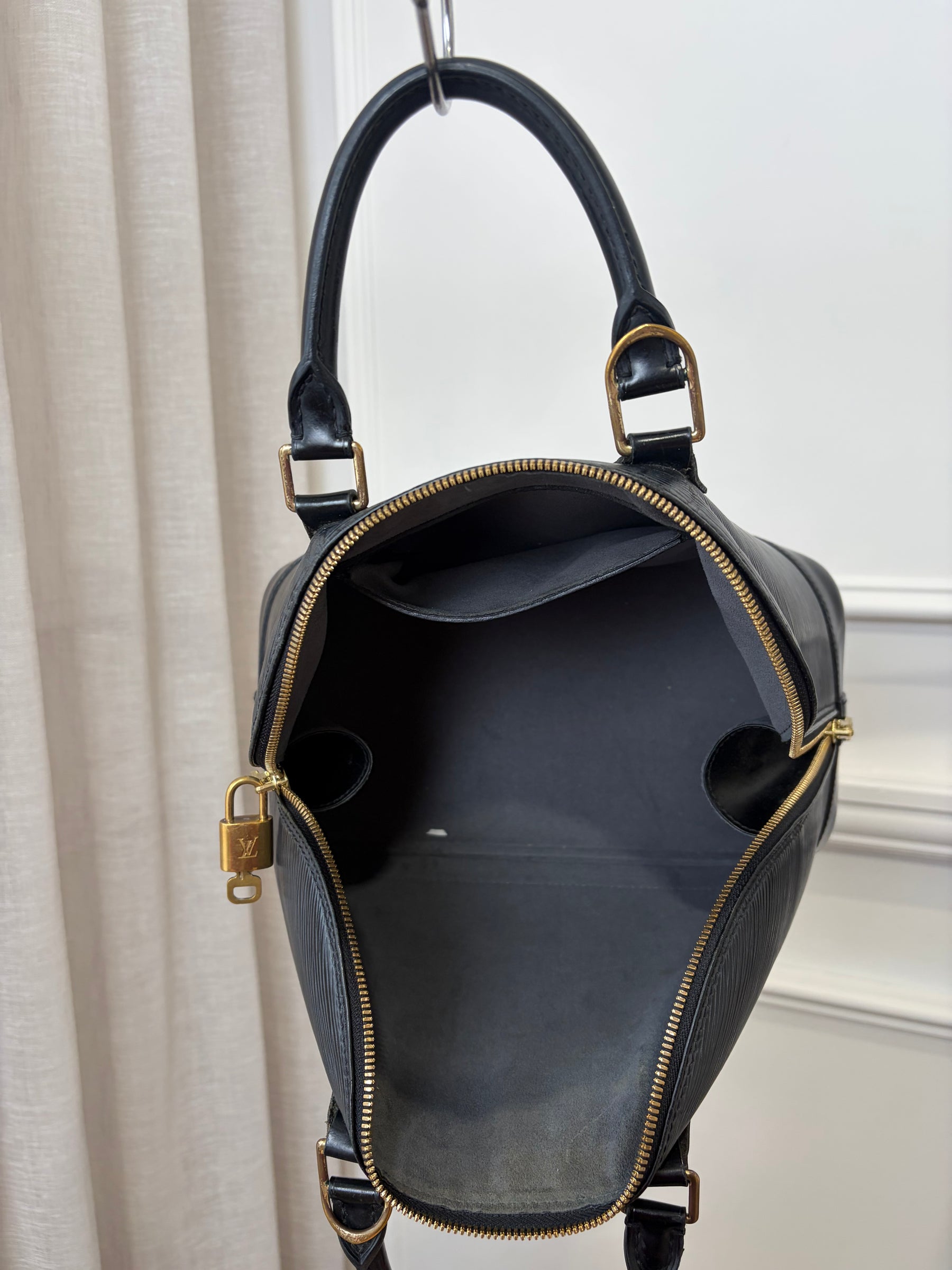 Louis Vuitton Black Epi Leather Alma PM Bag