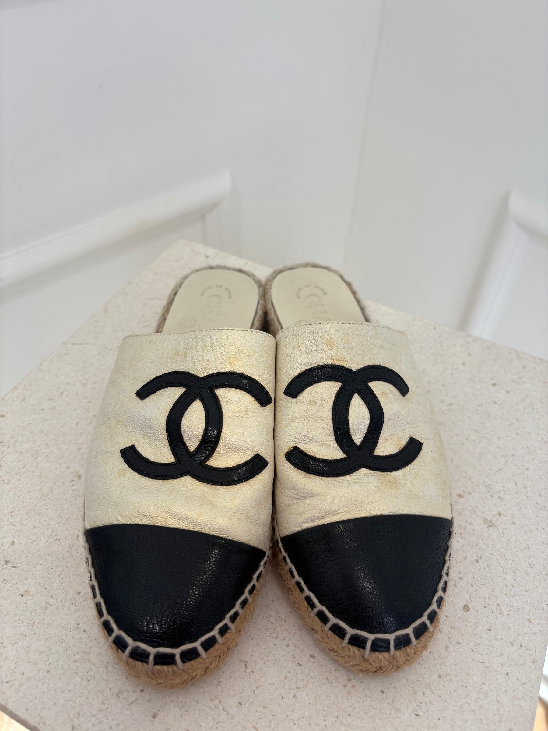 Chanel Cream Irredescent With Black Espadrille Mules, 36