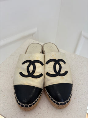 Chanel Cream Irredescent With Black Espadrille Mules, 36
