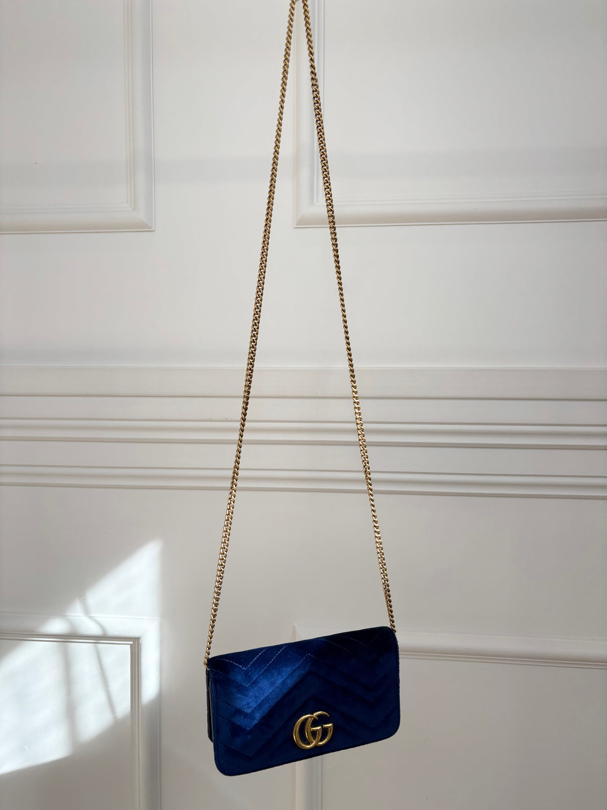 Gucci Blue Velvet Marmont Super Mini Chain Crossbody Bag