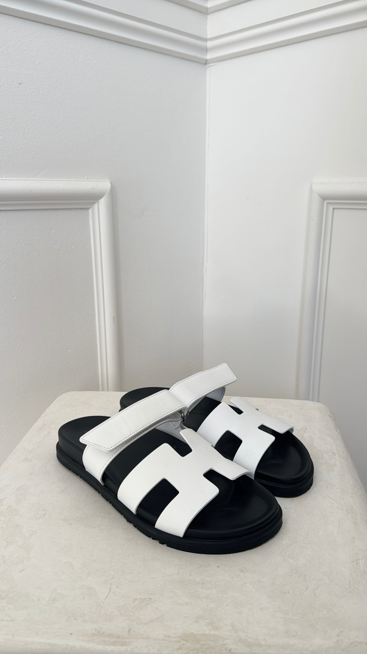 Hermès White Leather Chypre Sandals, 38