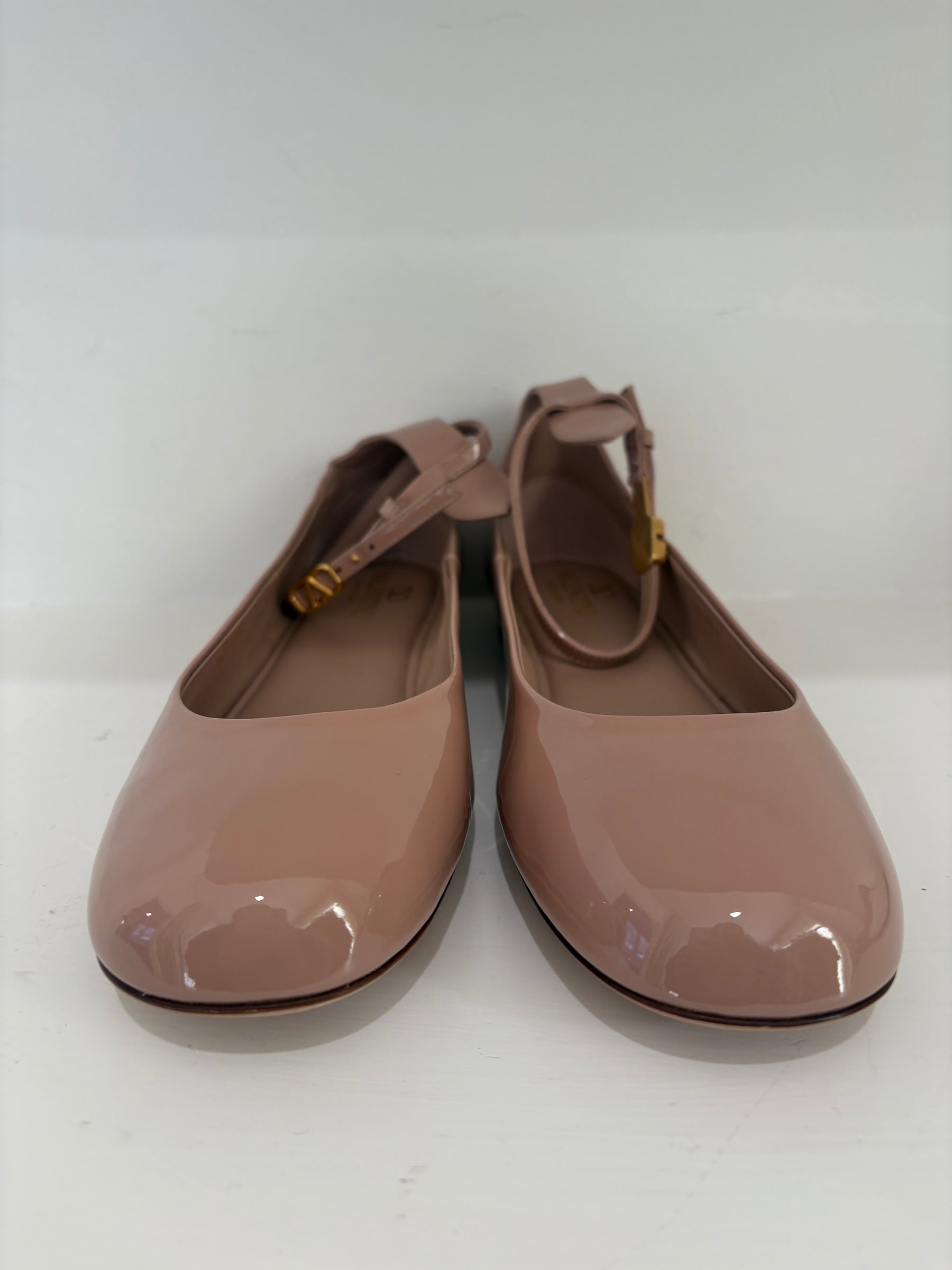 Valentino Garavani Rose Poudre Patent Leather Mary Janes, 41