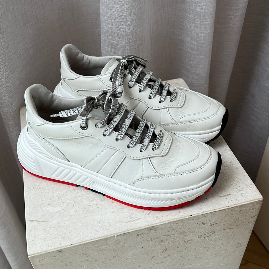Bottega Veneta White Speedster Sneakers, 38