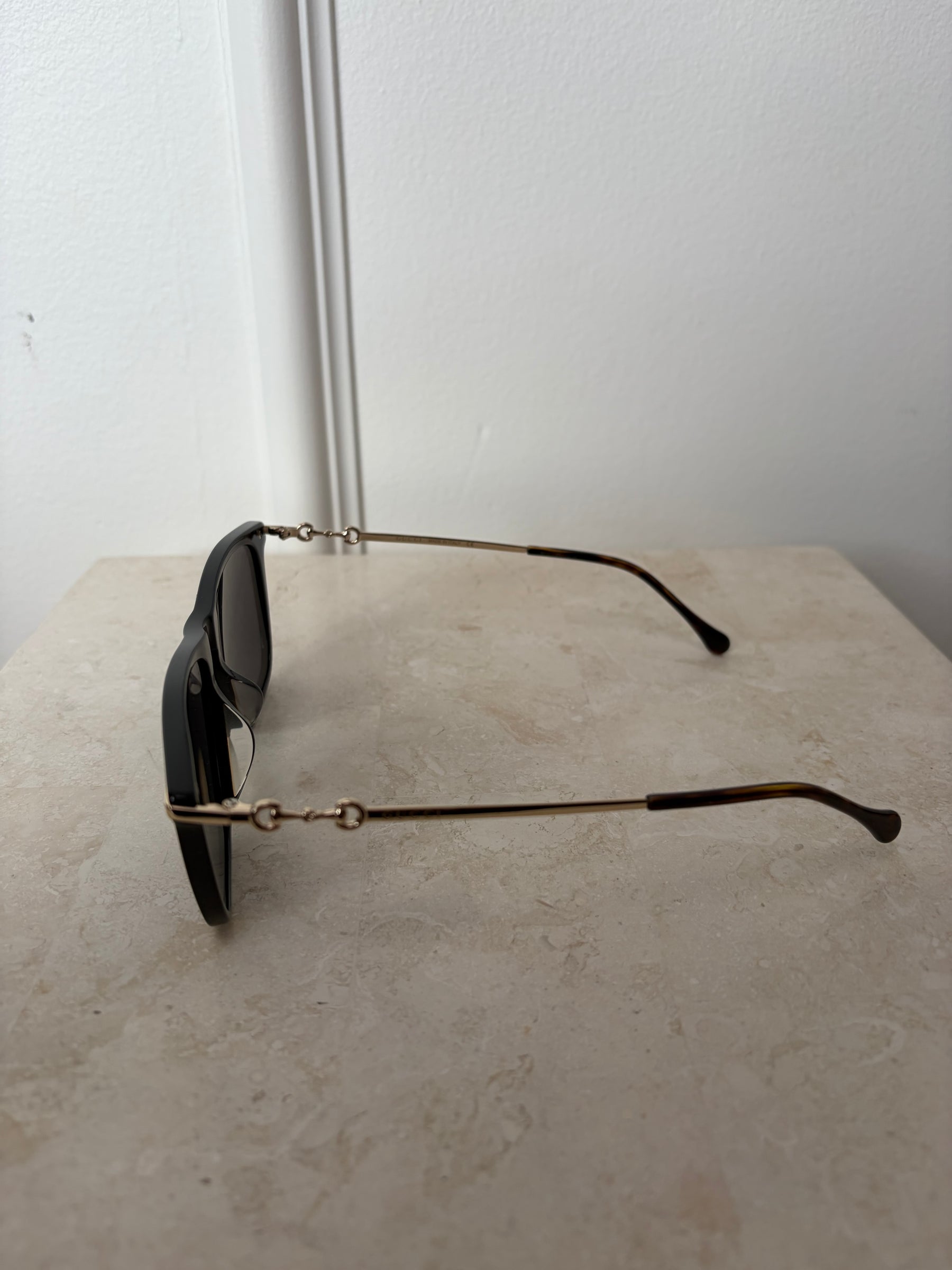 Gucci Black Frame Gold HW