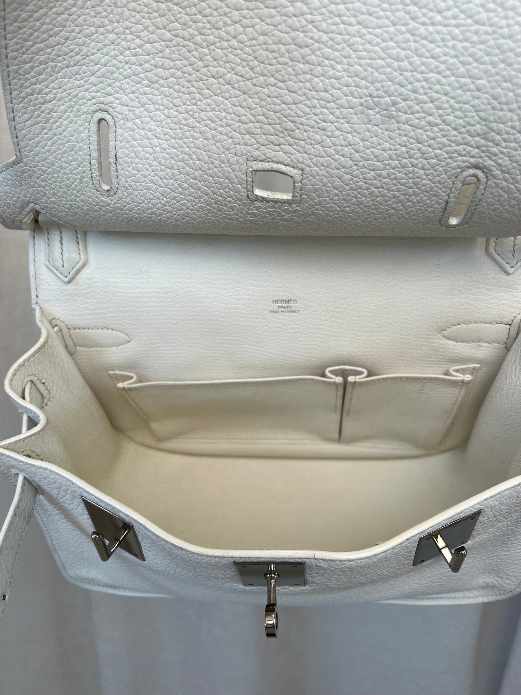 Hermès White Leather Jypsiere 28