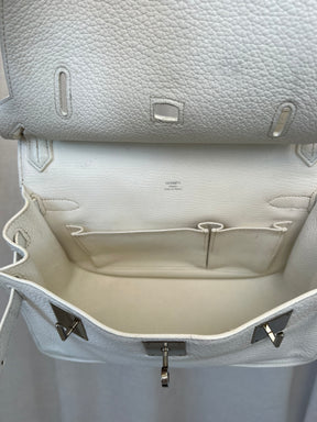 Hermès White Leather Jypsiere 28