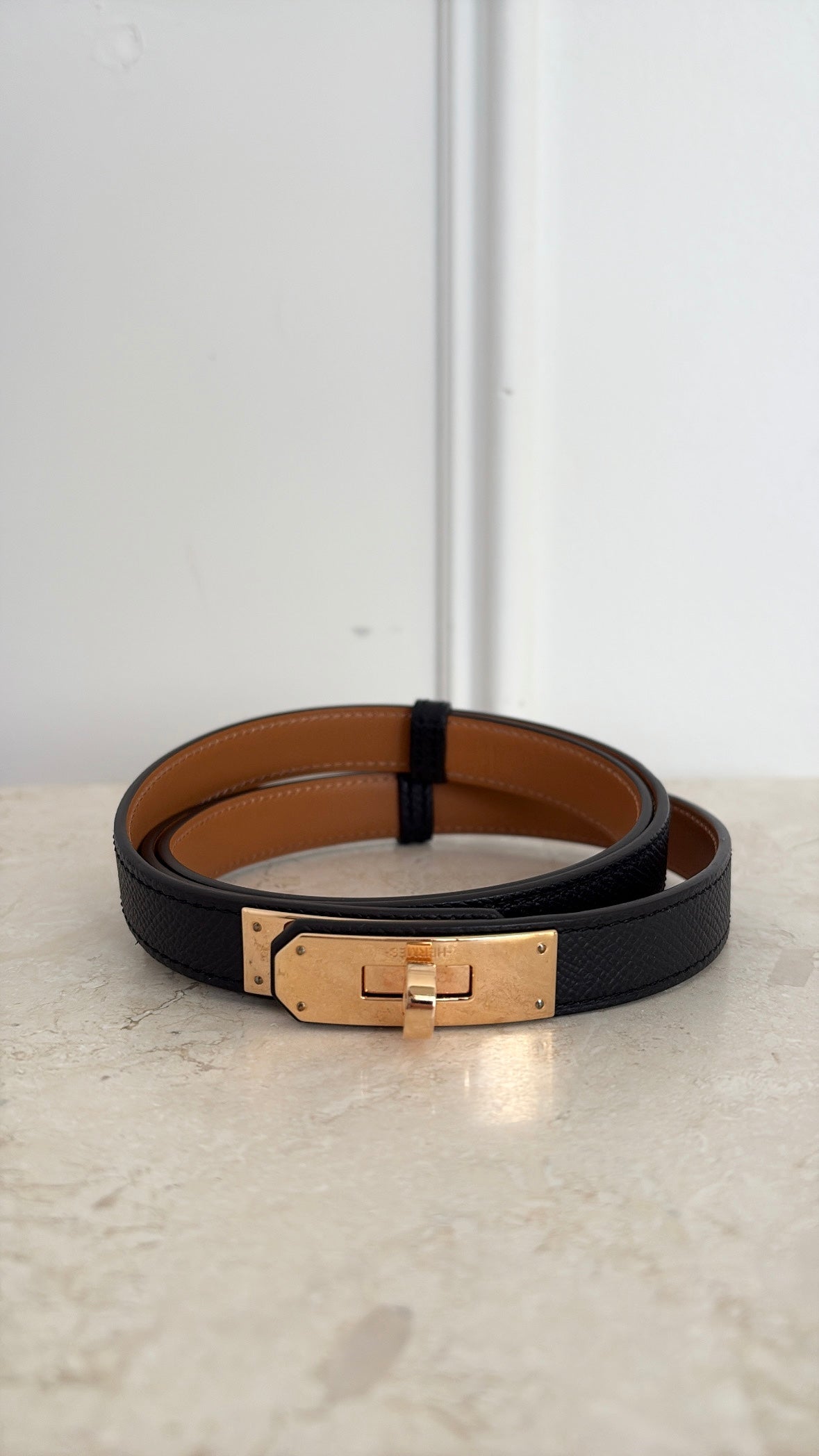 Hermès Black Leather Kelly Belt with Rose Gold Hardware, O/S