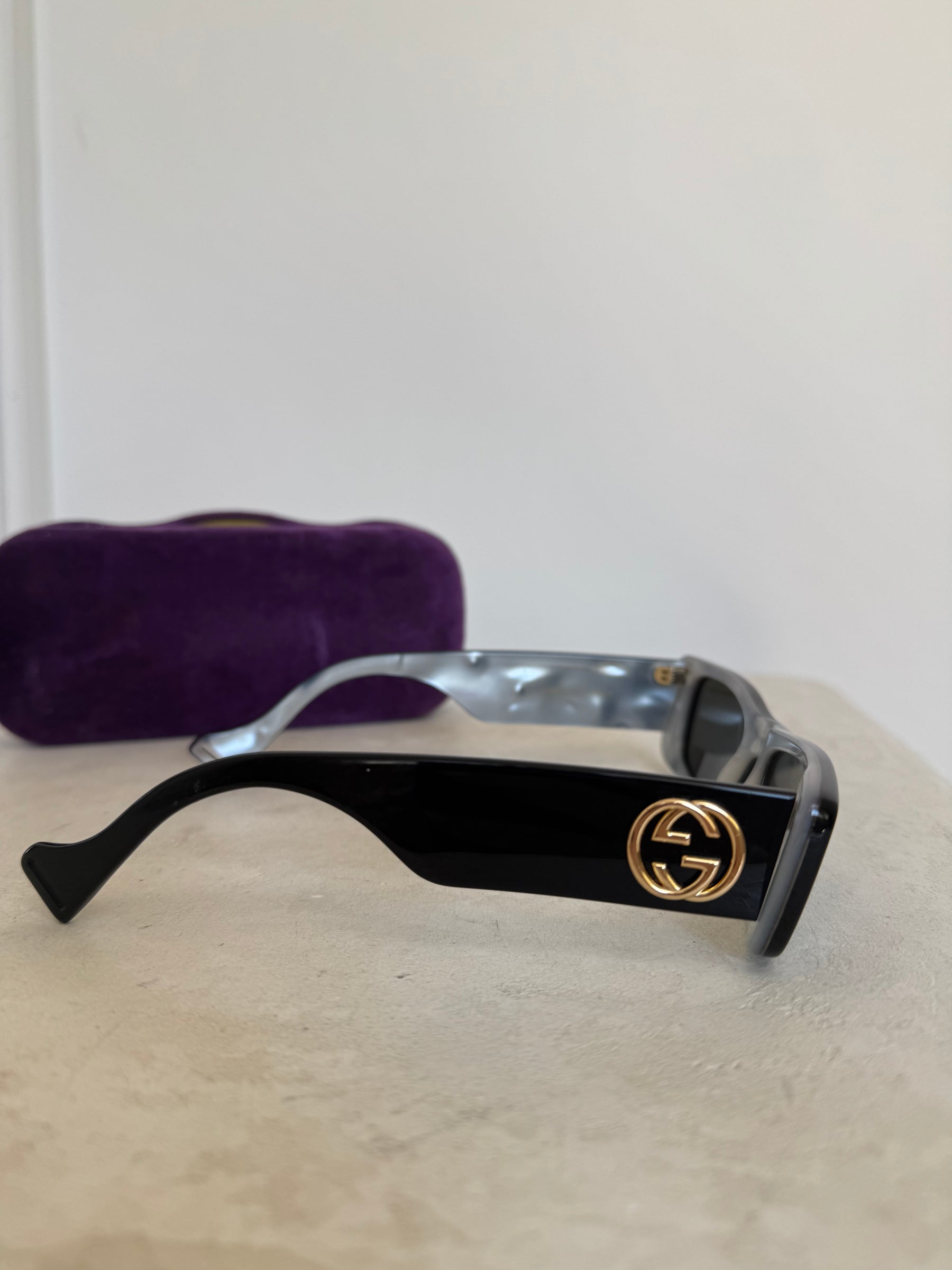 Gucci Black Rectangular Logo Sunglasses