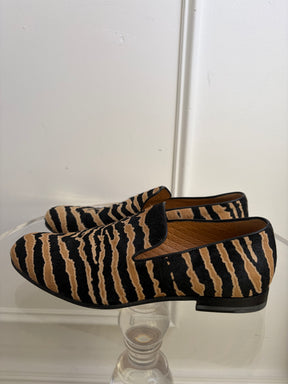 Gucci Black and Brown Ponyhair Tiger Print Loafer, 7 UK