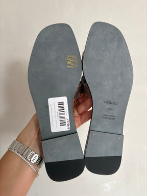 Hermès Oran Sandals In Champagne, 39.5