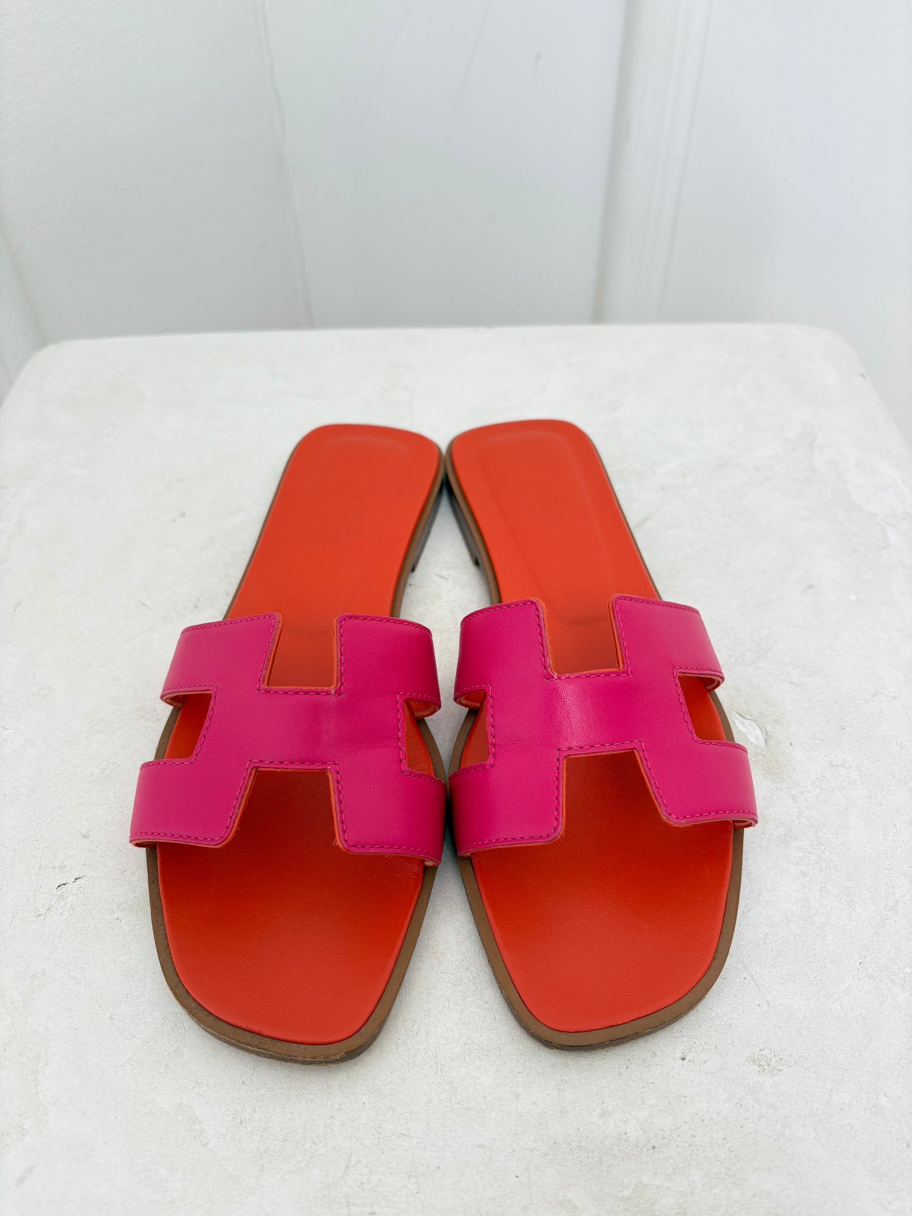 Hermès Oran Sandals Rose Flash Orange, 36