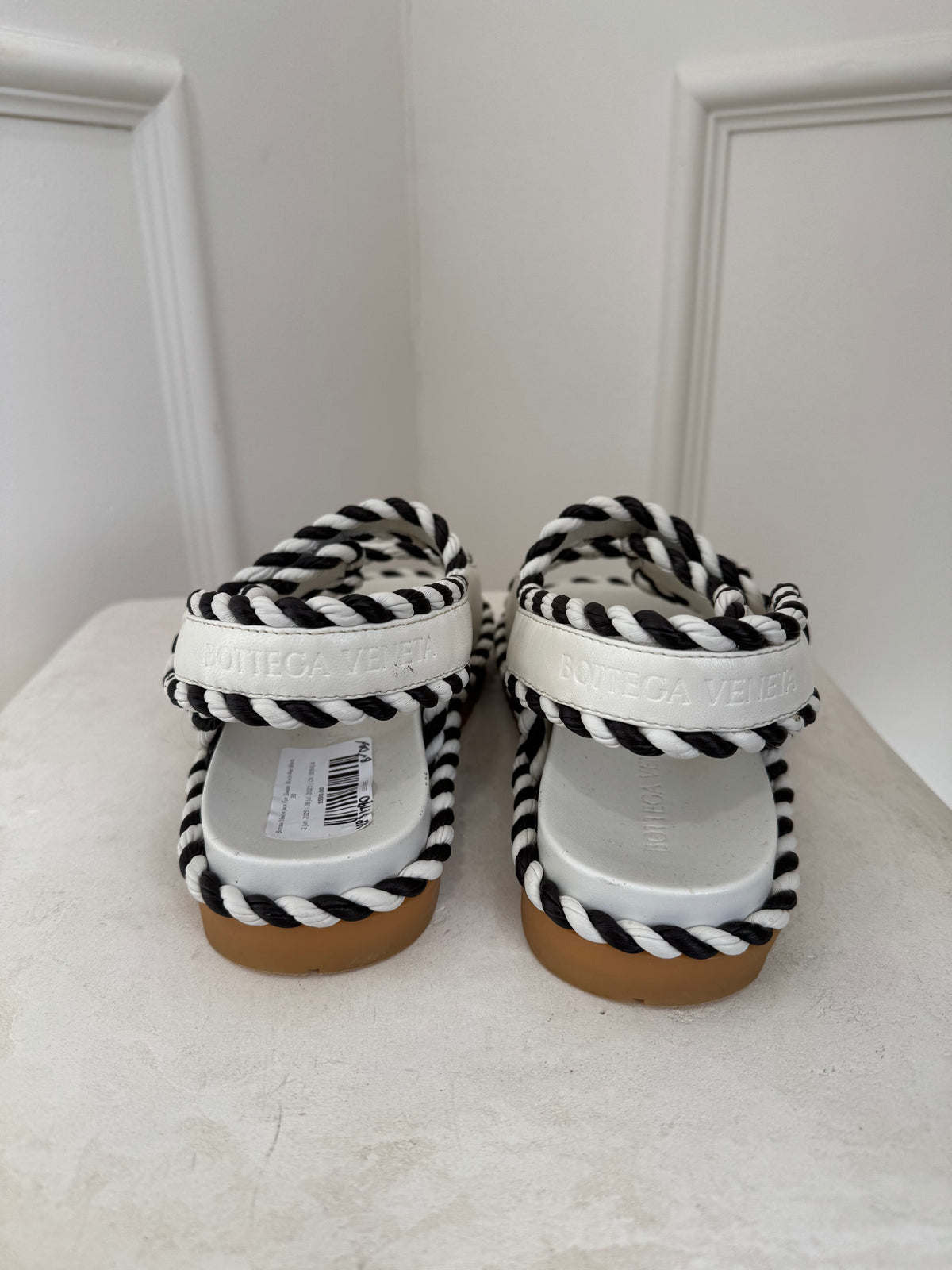 Bottega Veneta Jack Flat Sandal Black And White, 39