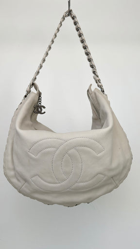 Chanel Calfskin Modern Chain Hobo White handbag, 2006