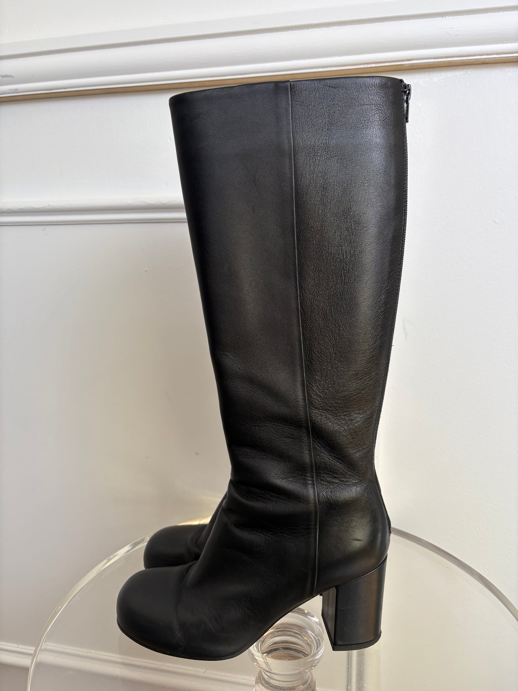 Scanlan Theodore Black Leather Knee High Ankle Boots, 39