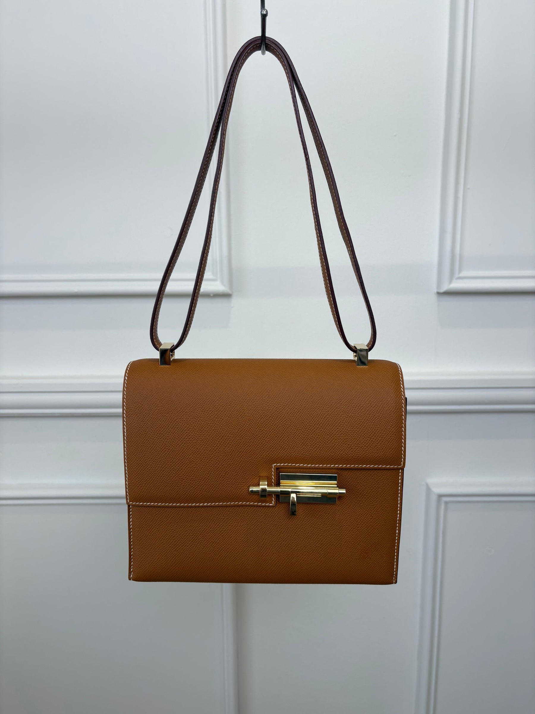 Hermès Gold Epsom Leather Verrou 21
