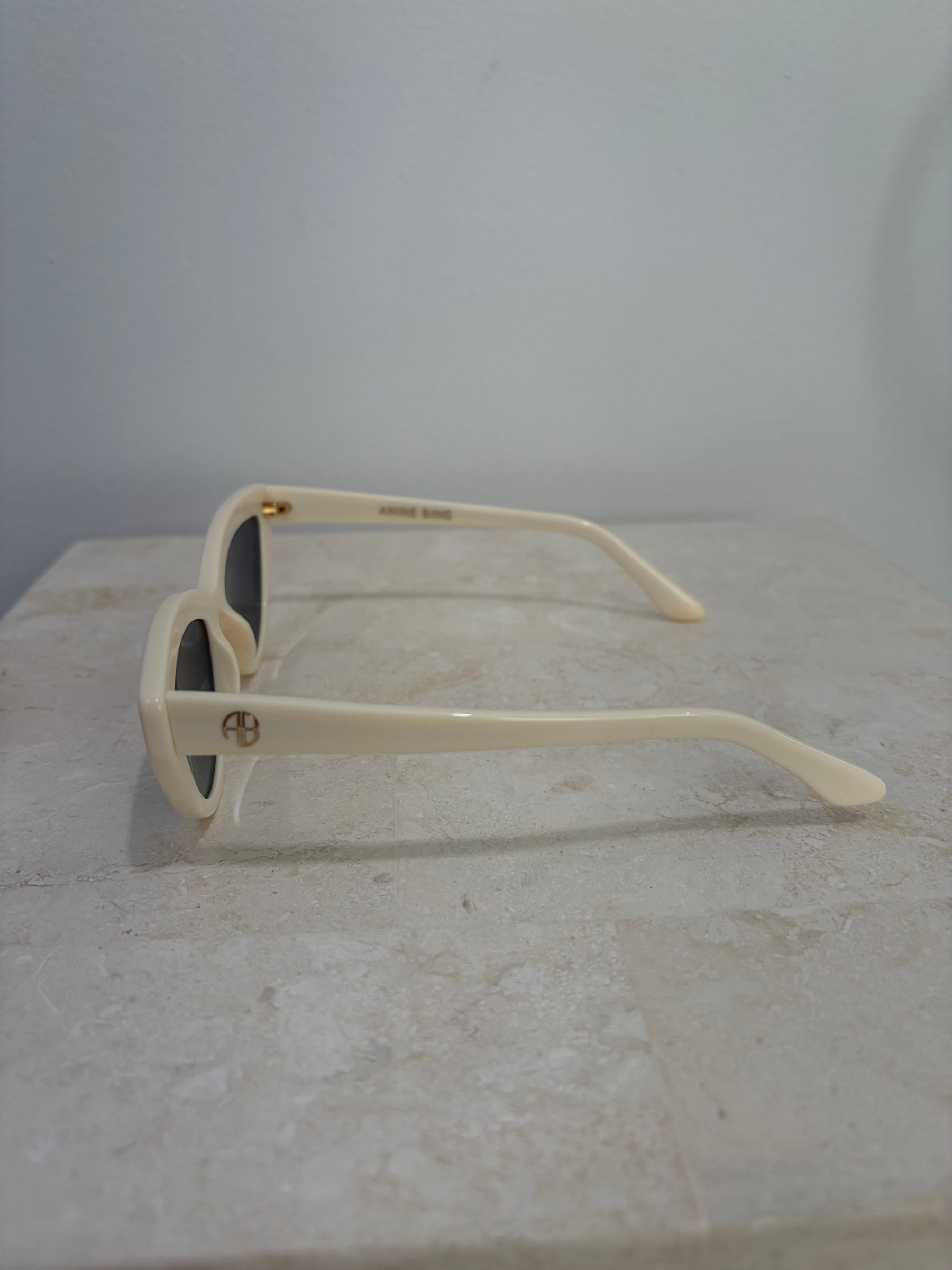 Anine Bing Sedona Cat Eye Sunglasses Cream