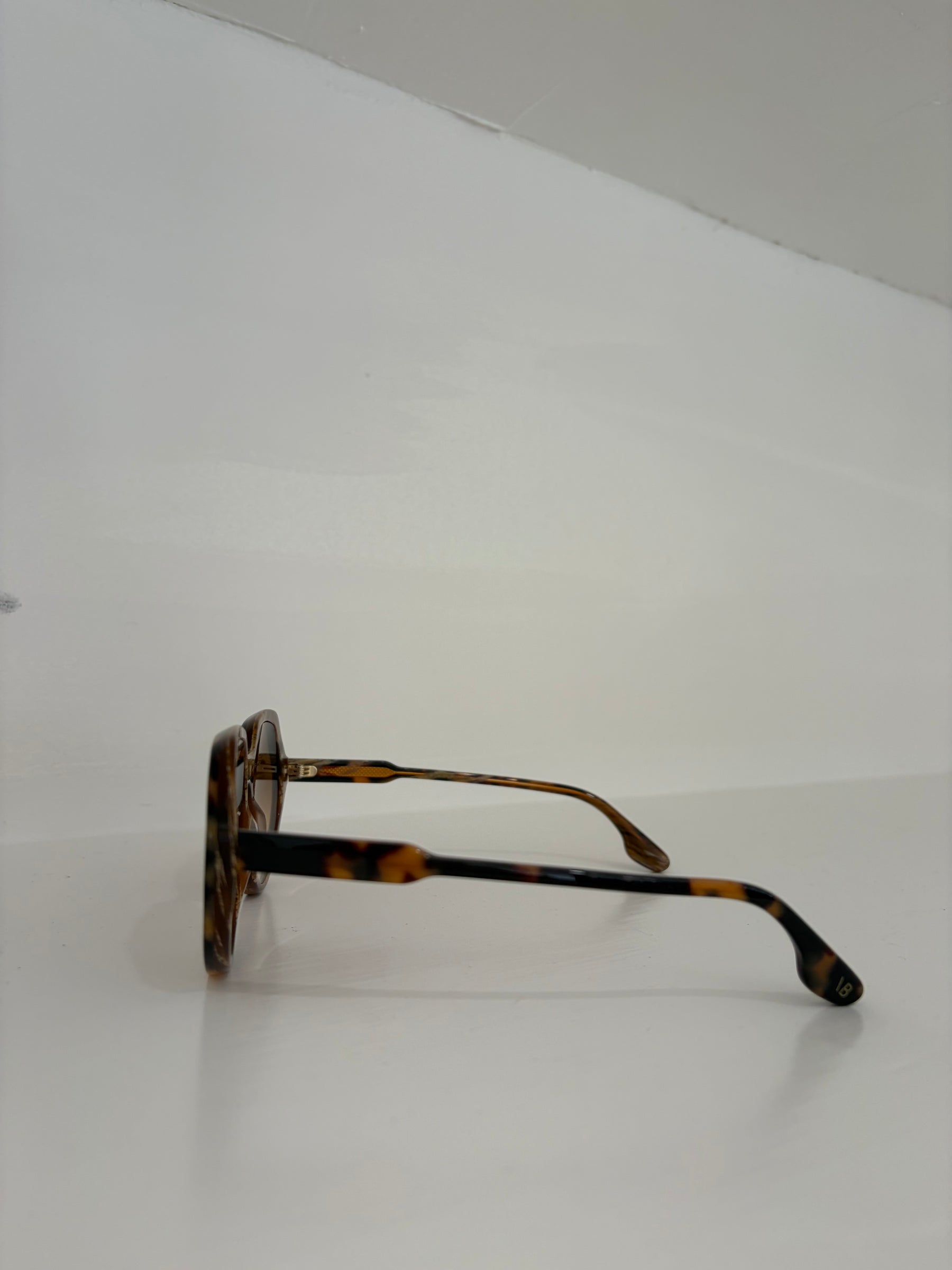 Victoria Beckham Tortoishell Sunglasses Brown
