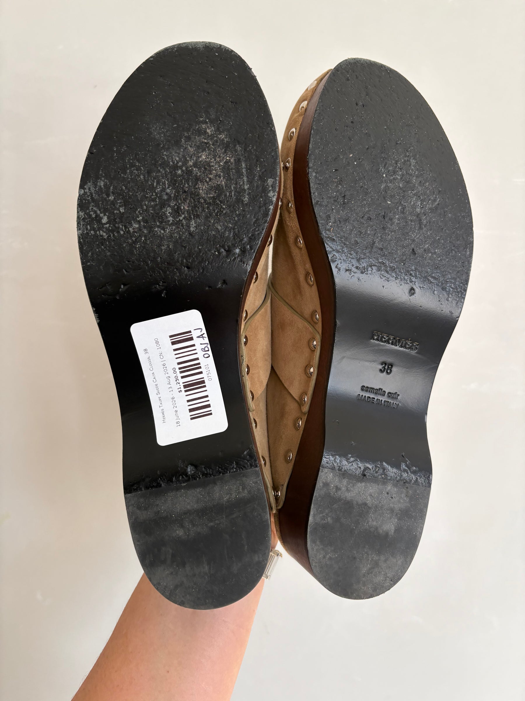 Hermès Taupe Suede Calya Cloggs, 38