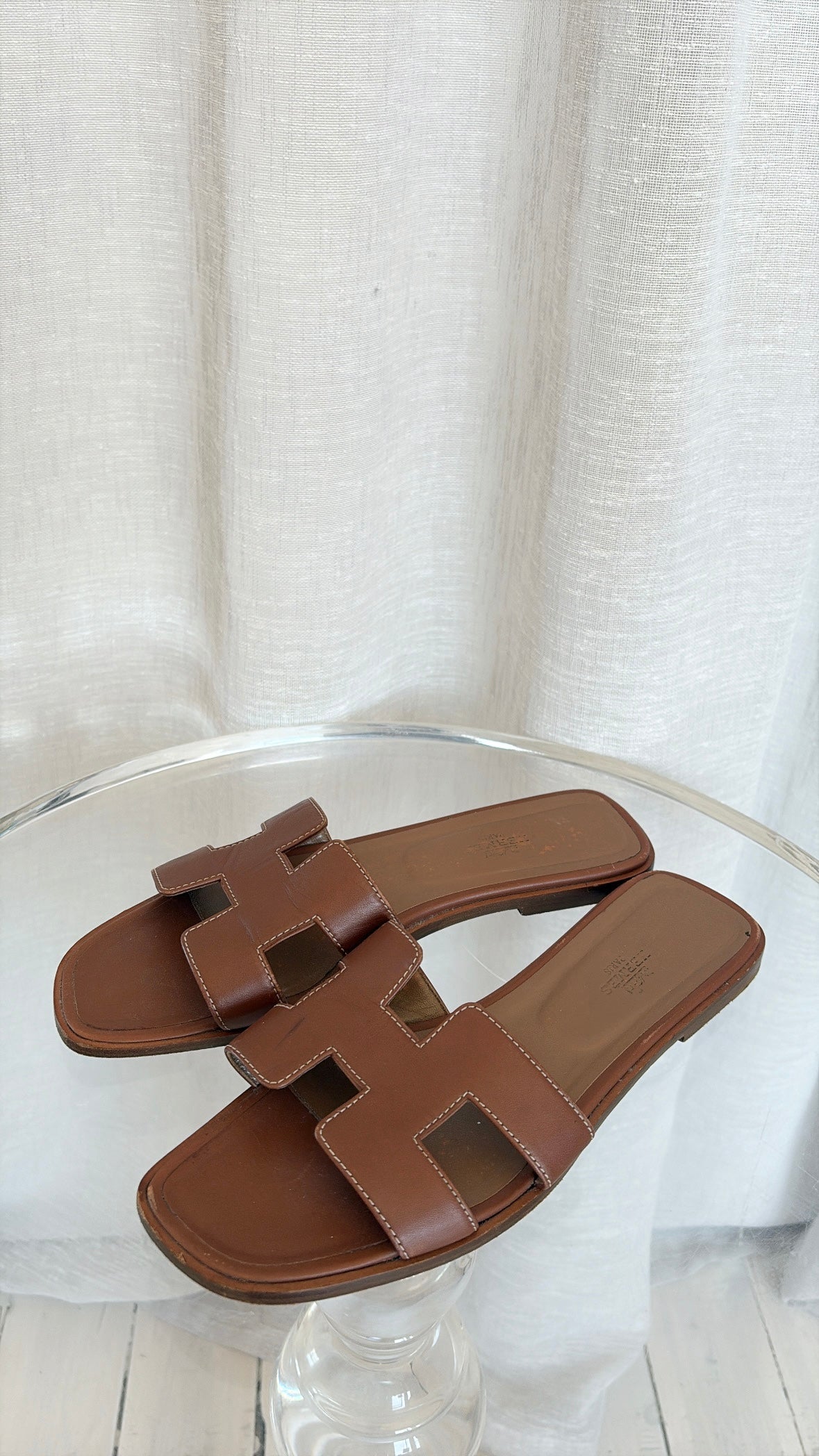 Hermès Gold Leather Oran Sandals, 39.5