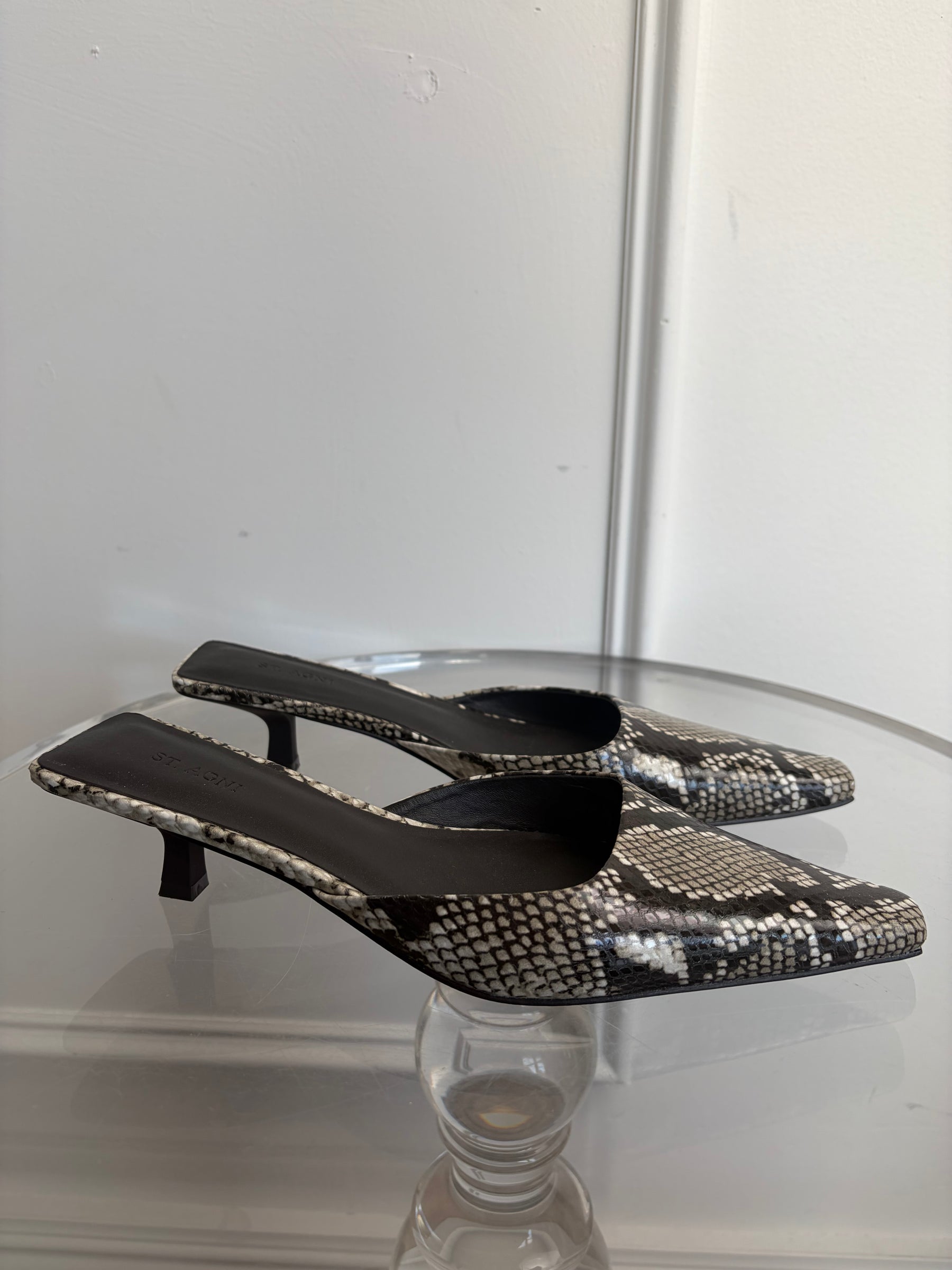 St agni Kitten Heel Mule In Snake, 37.5D