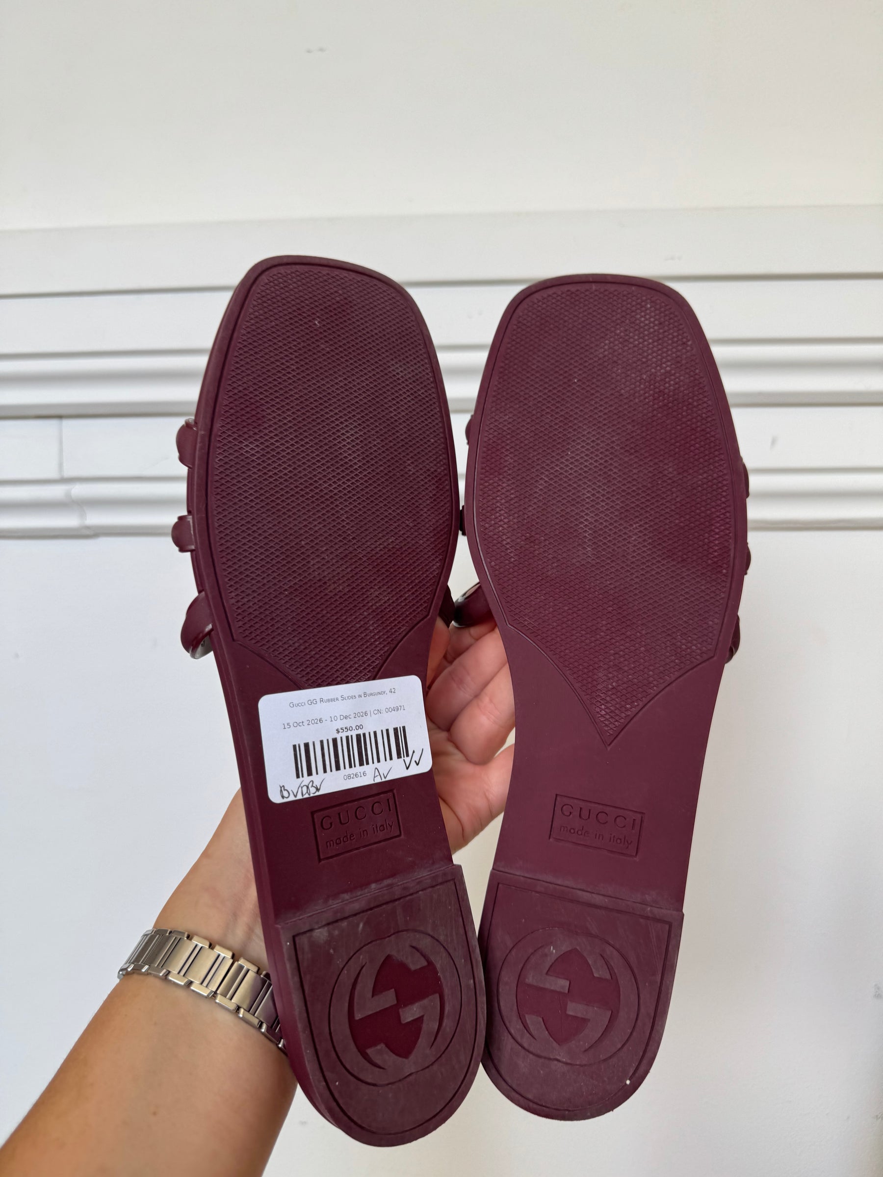 Gucci GG Rubber Slides in Burgundy, 42